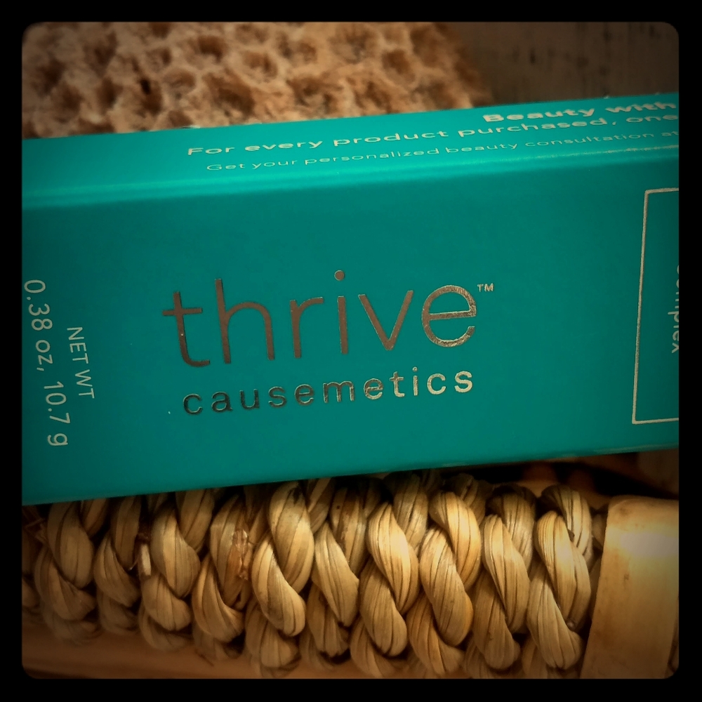 Eyelash Nourishing Mascara by Thrive Cosmetics